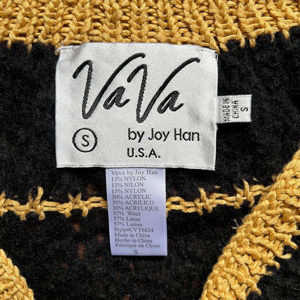 NWOT VaVa short poncho size S - Picture 5 of 5